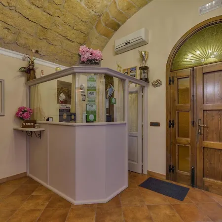 Le Oasi Bed & Breakfast Terrasini