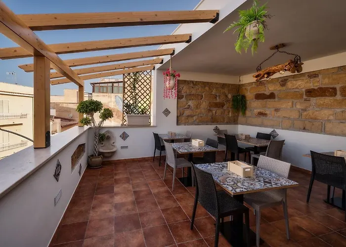 Le Oasi Bed & Breakfast 3*