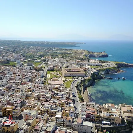فندق مبيت وإفطار Le Oasi تيراسيني