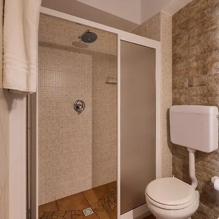 Le Oasi 3* تيراسيني