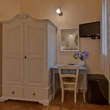 فندق مبيت وإفطار Le Oasi 3*